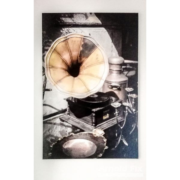 "His Masters Voice" (1998)